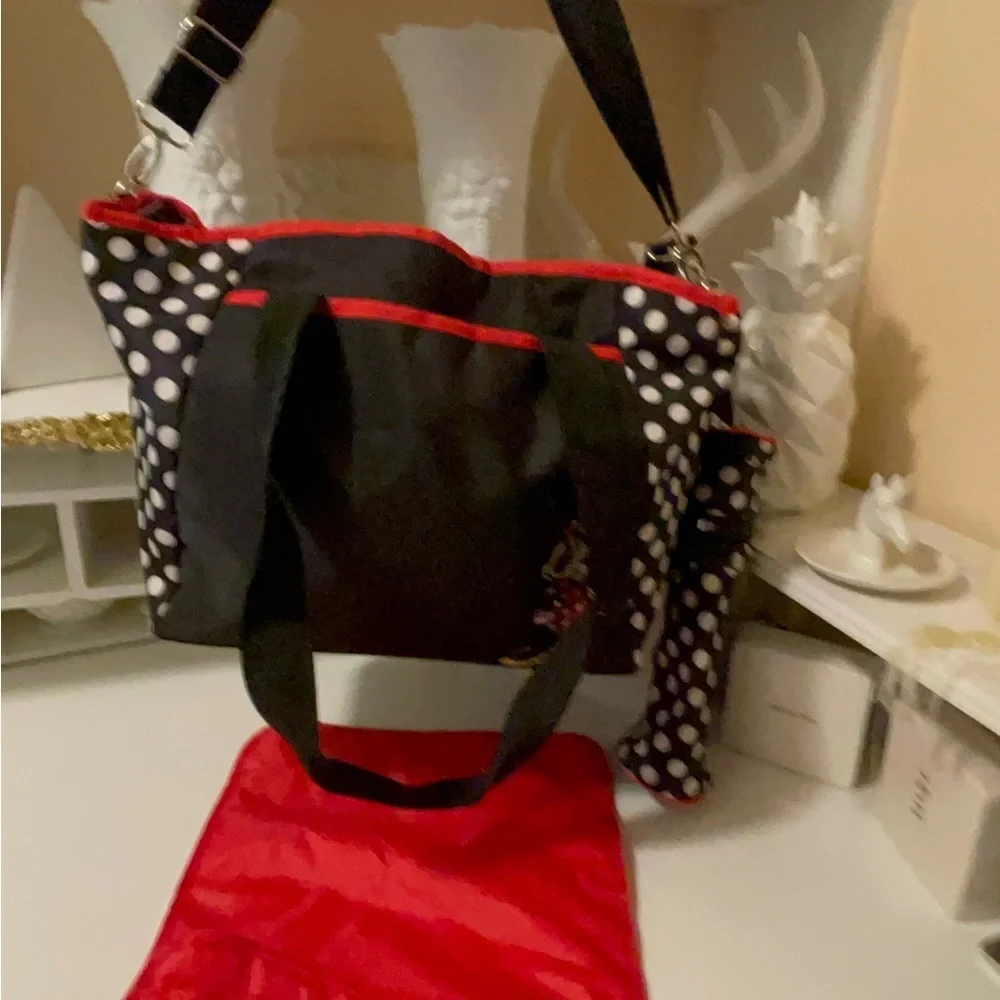Disney Minnie Dots super cute diaper bag with a bottle holder& stroller straps